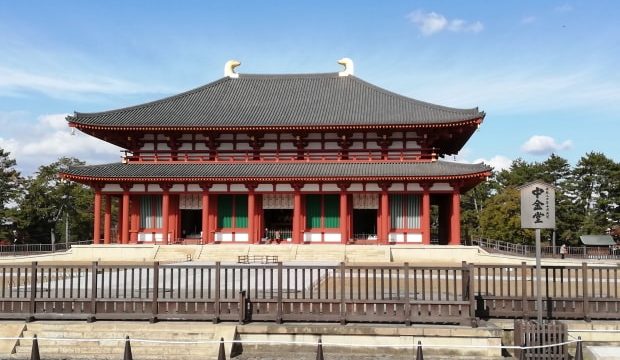 興福寺の中金堂