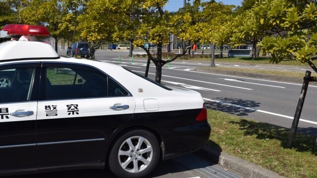 駐車中のパトカー